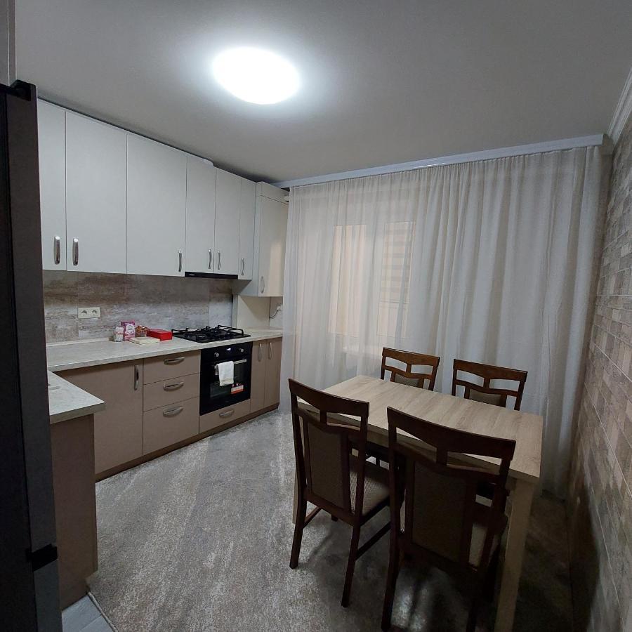 Apartament Lux New Lejlighed Chişinău Eksteriør billede