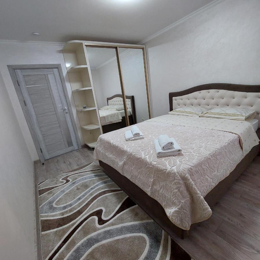 Apartament Lux New Lejlighed Chişinău Eksteriør billede