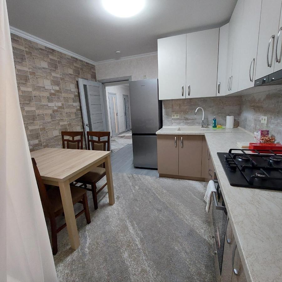 Apartament Lux New Lejlighed Chişinău Eksteriør billede